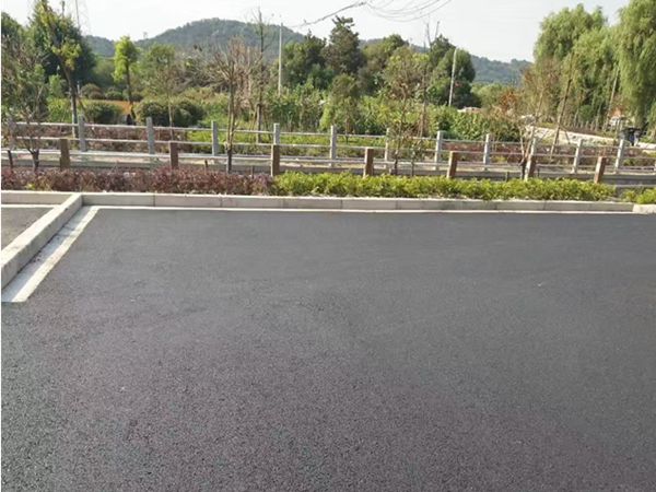 瀝青道路劃線